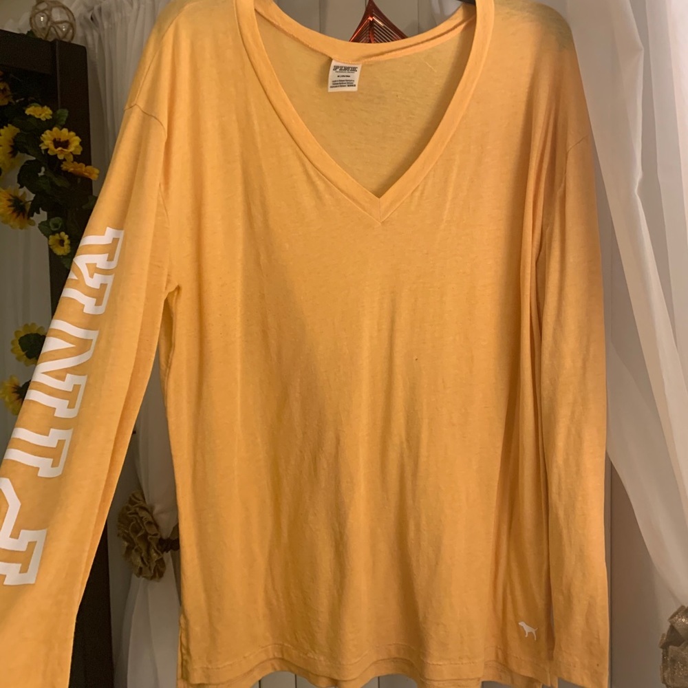 Victoria Secret Pink long sleeve tee